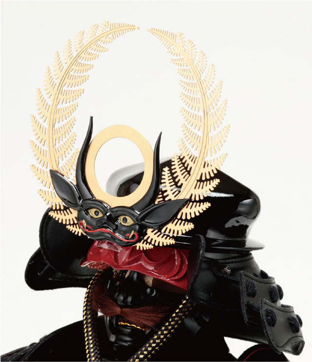 五月人形・徳川家康公　創作鎧竹千代　陣幕飾りＮｏ４２５２Ｂ　兜の部分　歯噛に歯朶の前立て